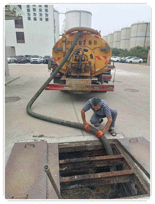 昂昂溪隔油池清掏